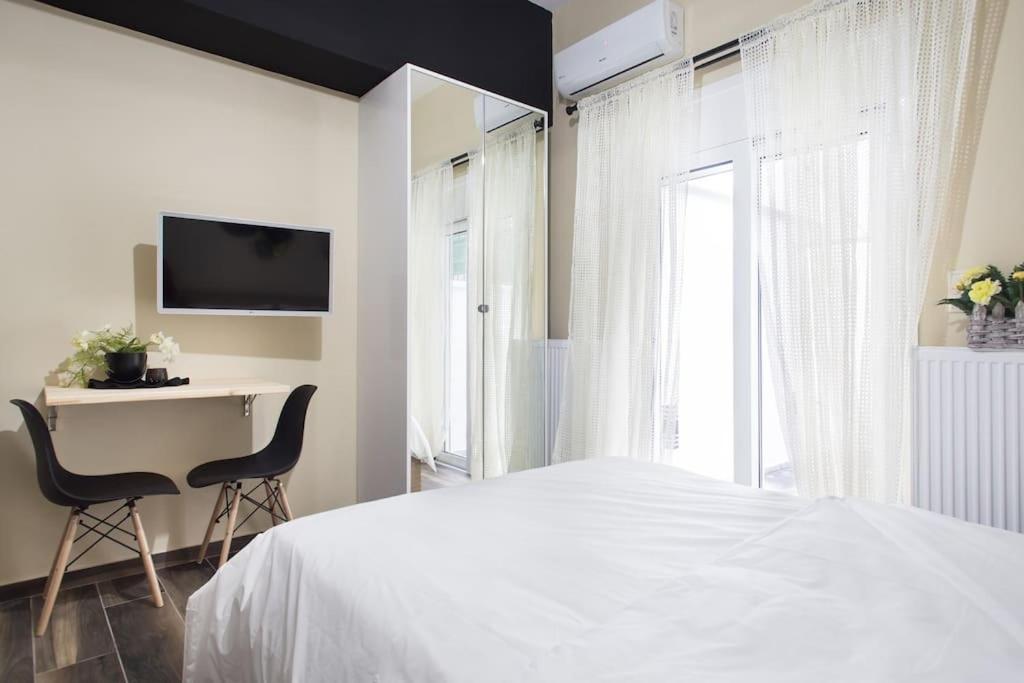 A Comfortable Small Studio Nearby Acropolis 3 Ateny Zewnętrze zdjęcie
